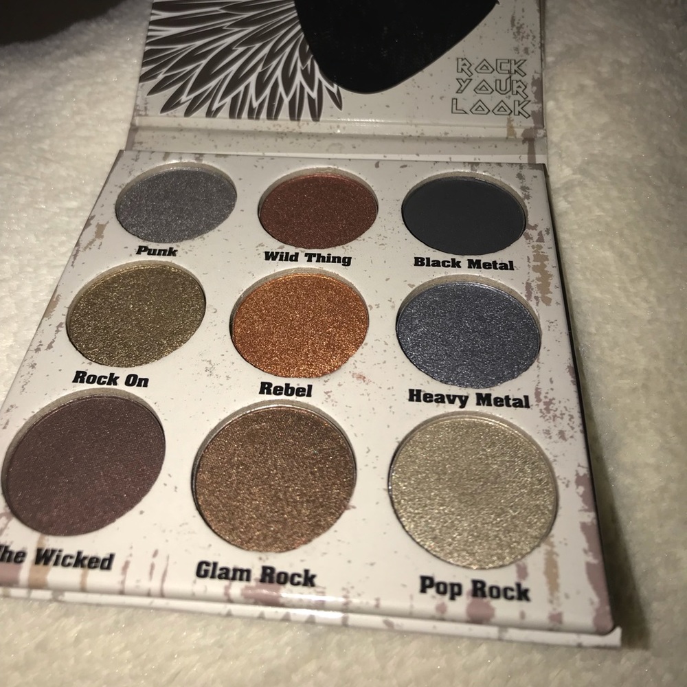Glam Metals Eyeshadow Palette